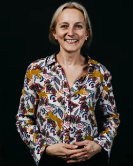Victoria Whatmore (Data Analytics Consultant)